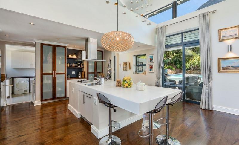 5 Bedroom Property for Sale in Hout Bay Western Cape